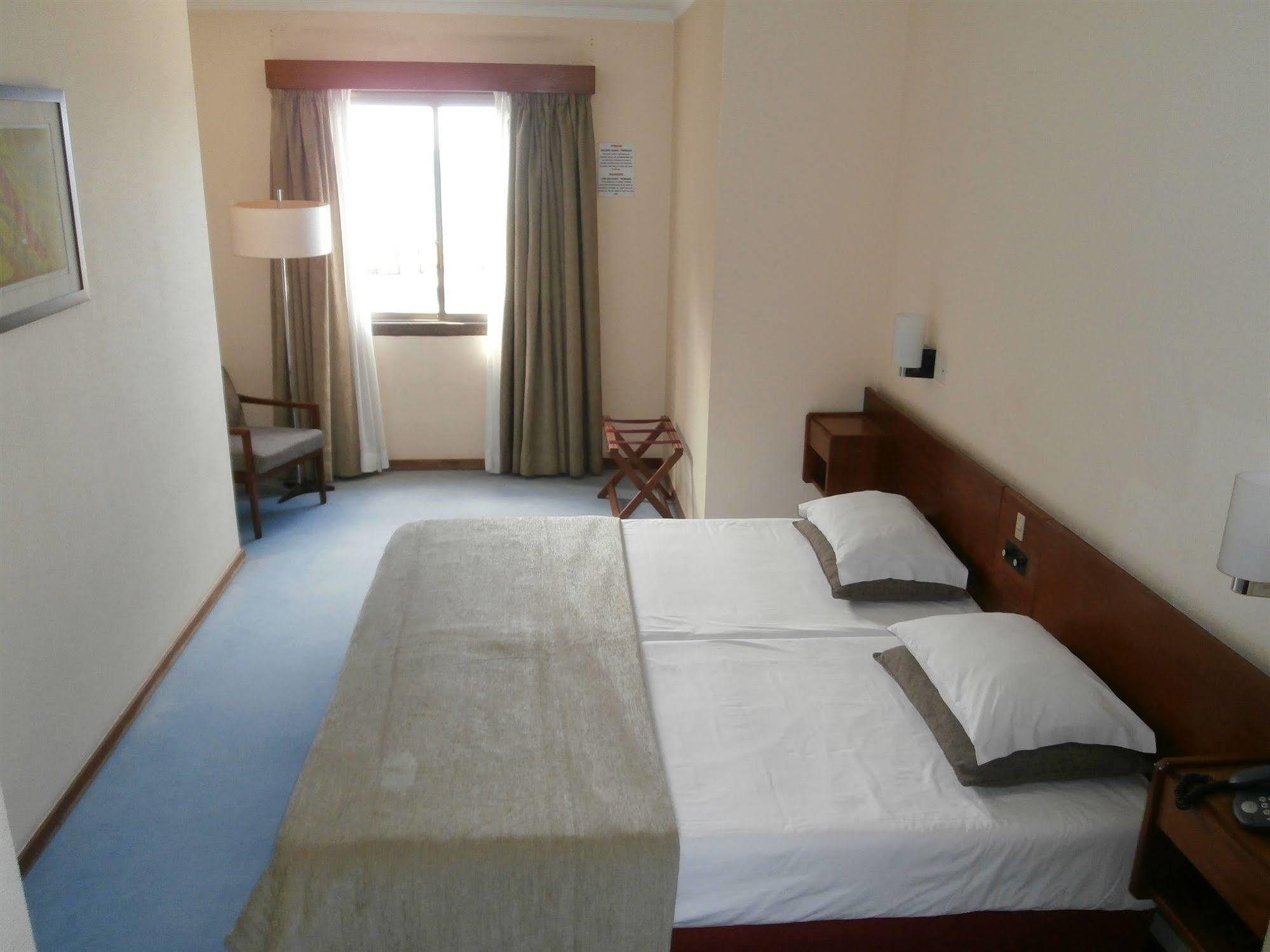Cheerfulway Bravamar Hotel Ribeira Brava Extérieur photo
