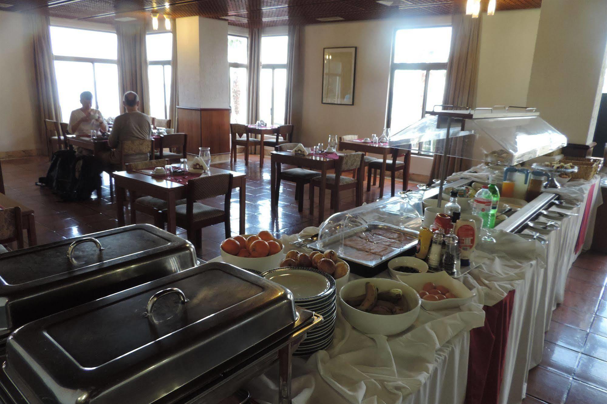 Cheerfulway Bravamar Hotel Ribeira Brava Extérieur photo